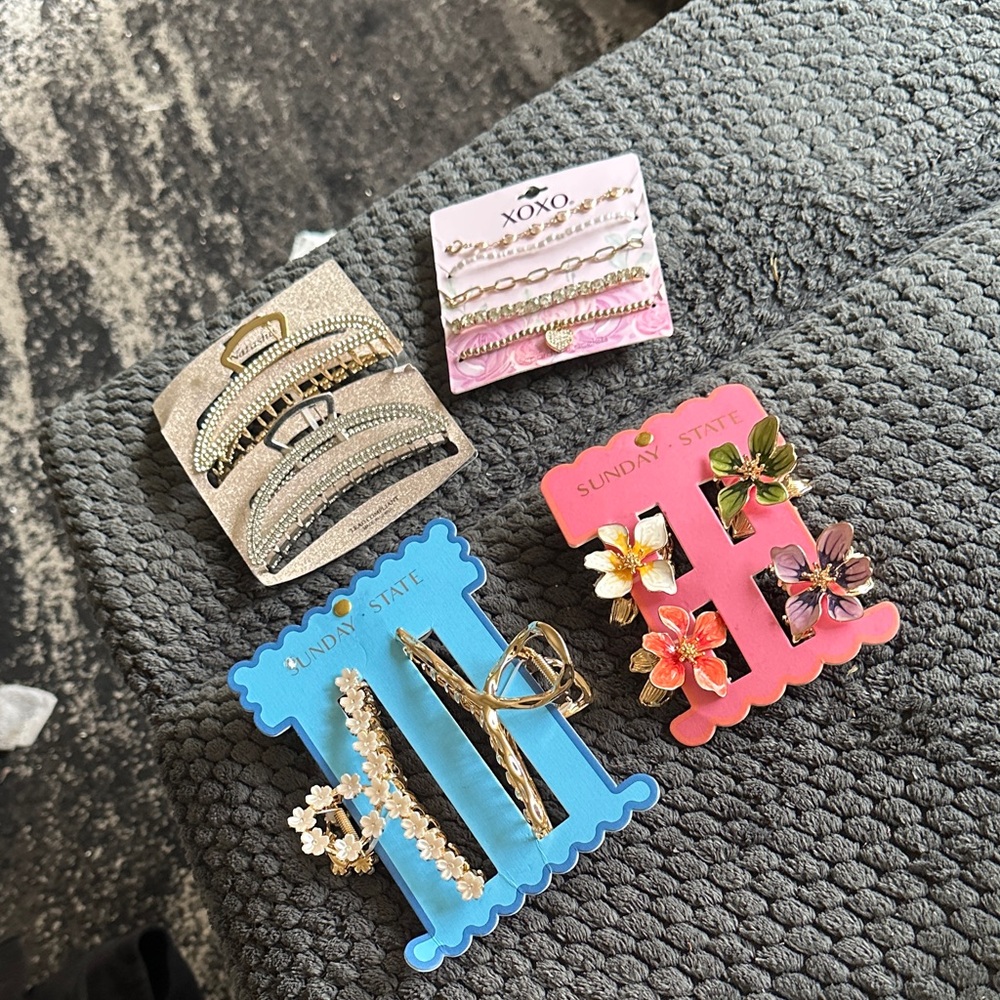 XOXO and Sunday State Women's Accessory Set - Gold and Pink
